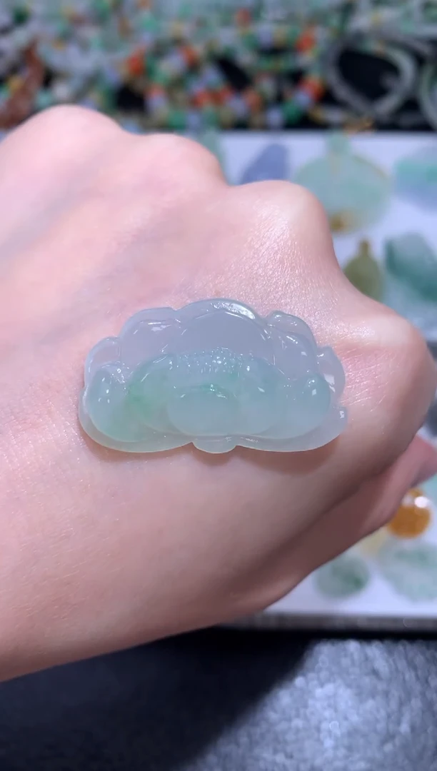未镶嵌定制翡翠莲花
