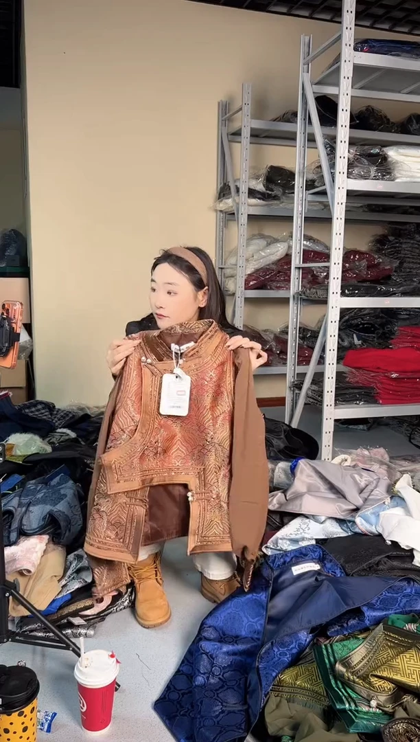 咖金山水纱袖L