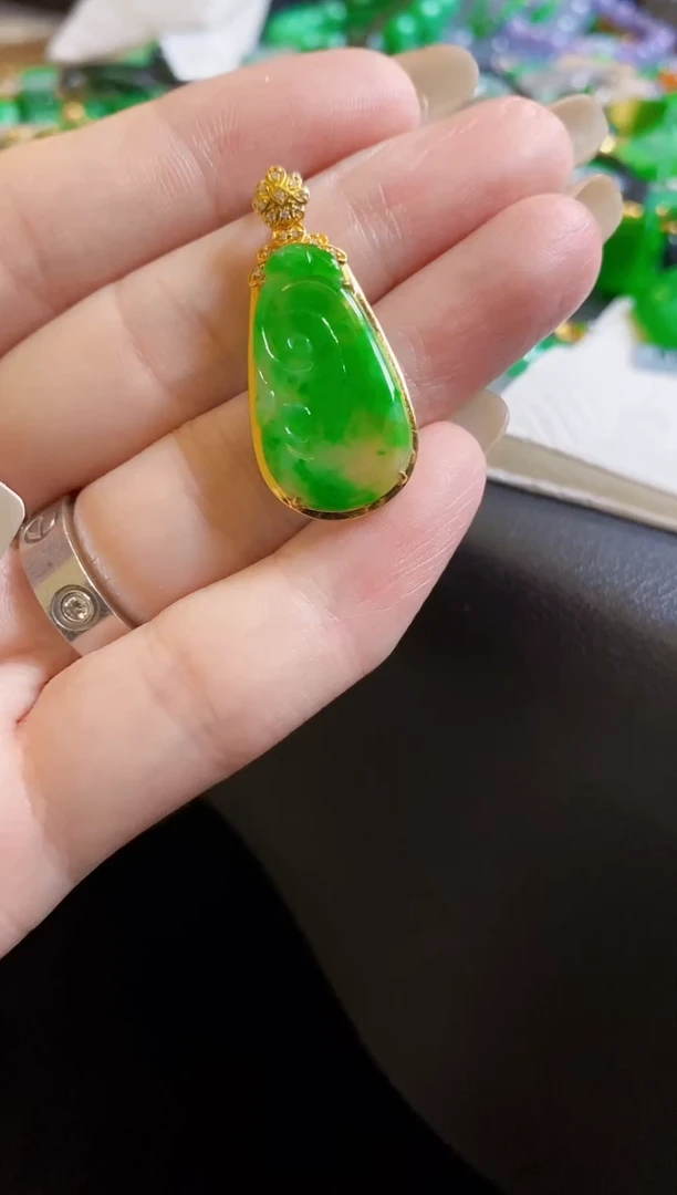 【闪购商品】定制翡翠18K金镶嵌如意