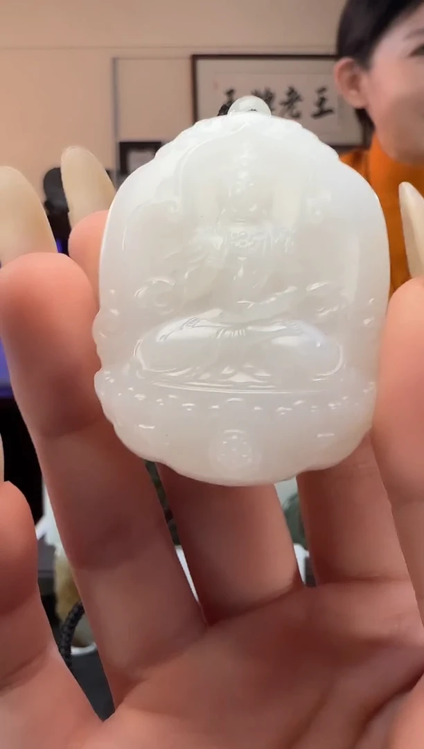 颈饰未镶嵌和田玉白玉观音牌吊坠