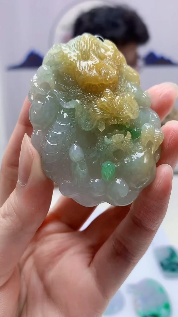 【闪购商品】定制翡翠未镶嵌4688zm-毛货赠珠链龙牌183