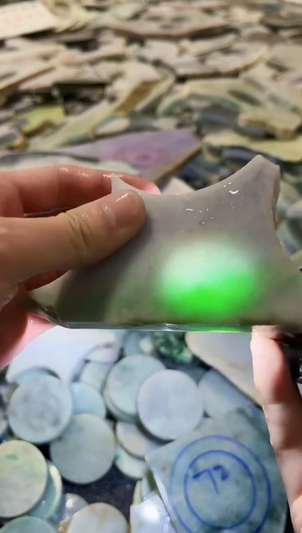 【闪购商品】翡翠颈饰未镶嵌A货吴平014