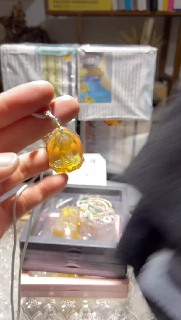 琥珀颈饰未镶嵌阿弥陀佛宝宝佛