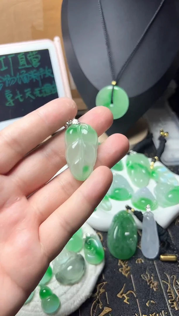 颈饰未镶嵌翡翠所见即所得，一图一物