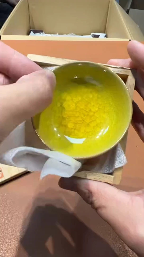 其他陶香*拉阿达西日瓷摆件199