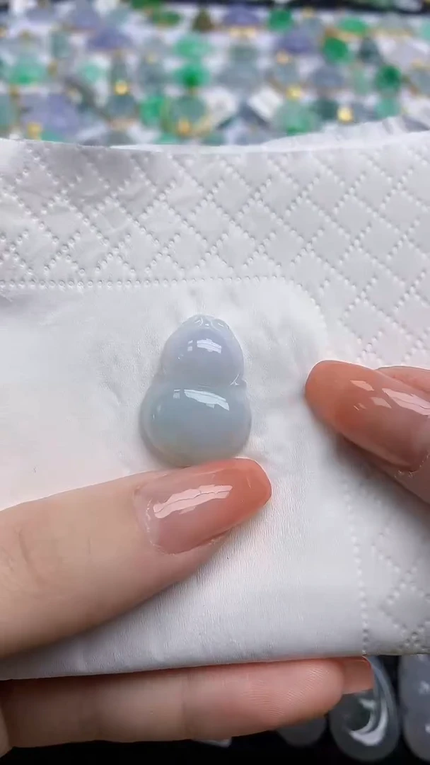 【闪购商品】翡翠颈饰未镶嵌天然翡翠A货