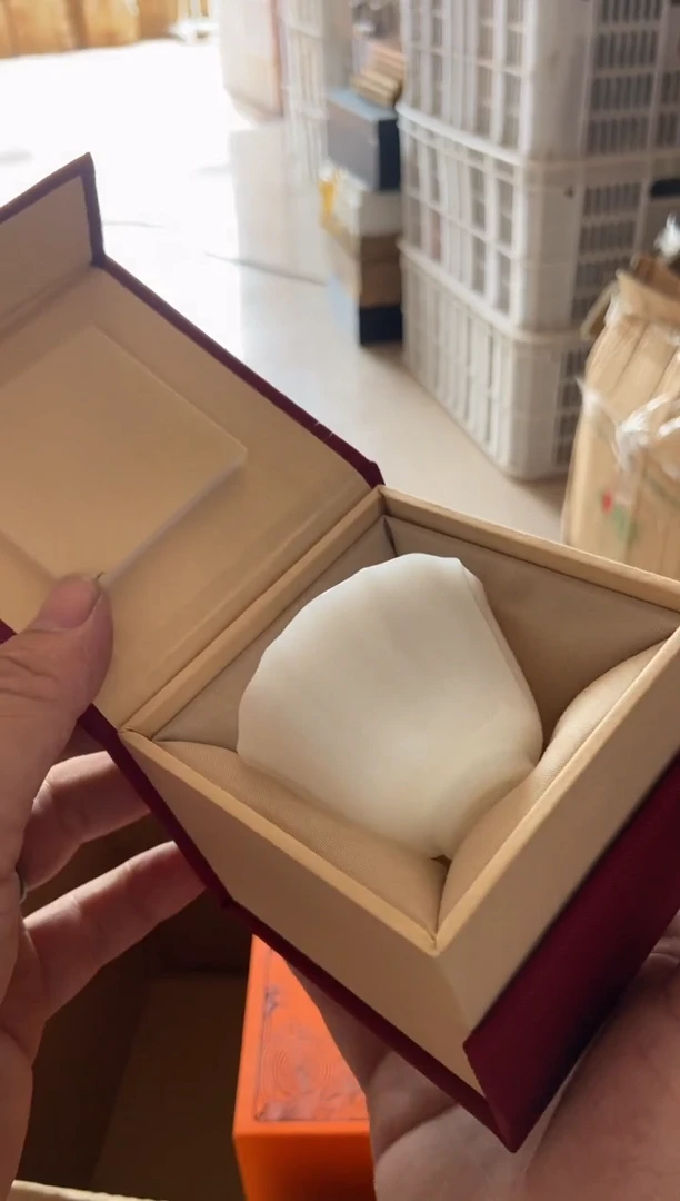 杯无运费险有瑕疵的摄影的产品有使用过的痕迹有点脏介意勿拍