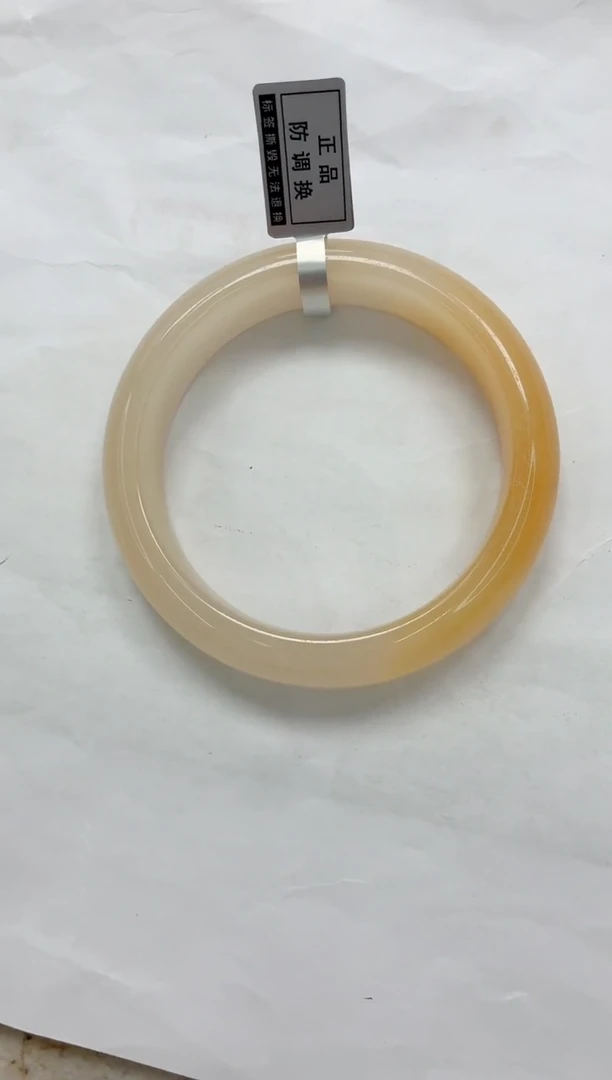 石英质玉手镯未镶嵌140/63.6