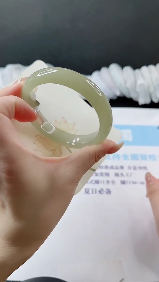 未镶嵌手镯石英质玉多样性发货L202