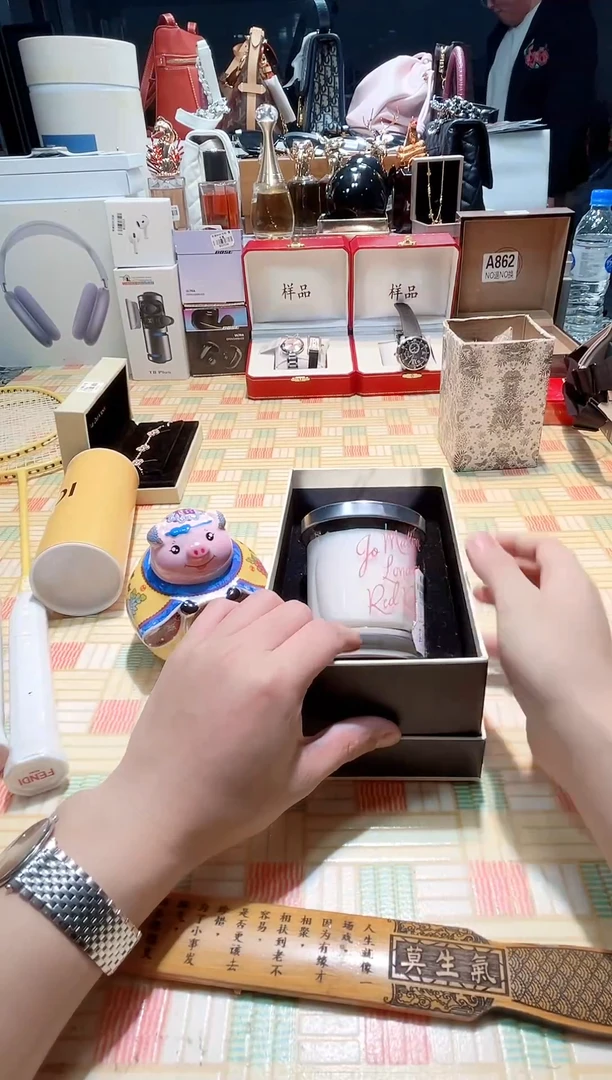 瓷片瓷器 库房到期 全部地板价@@1