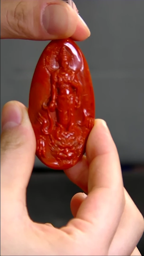 未镶嵌雕刻南红玛瑙.****ぐ005ZB1204产品一个