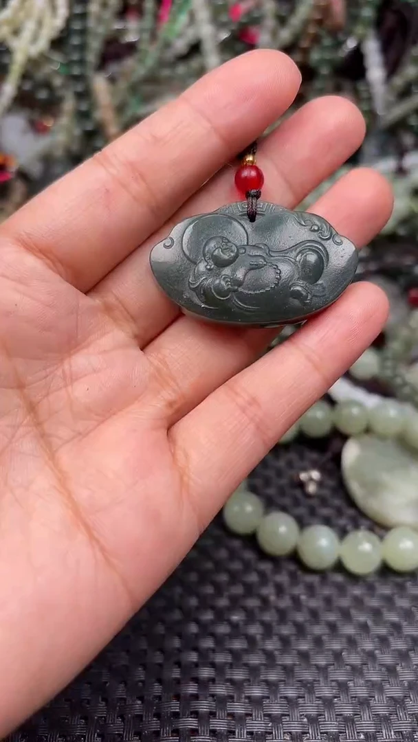 颈饰未镶嵌和田玉1