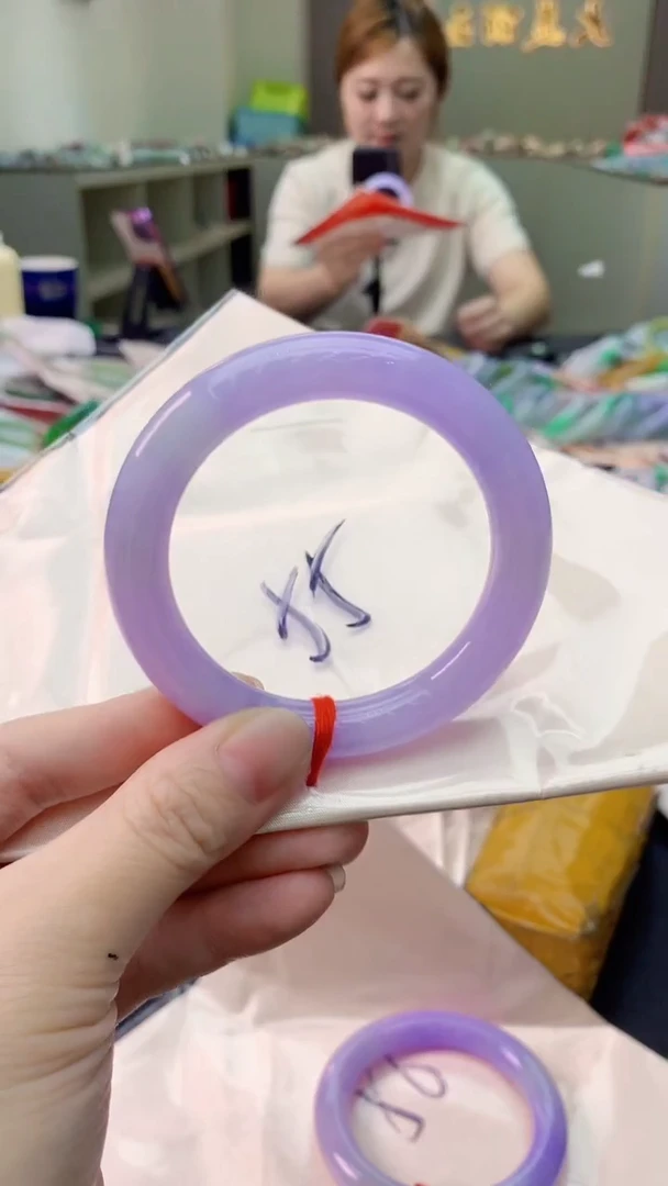 翡翠手镯未镶嵌0918735398