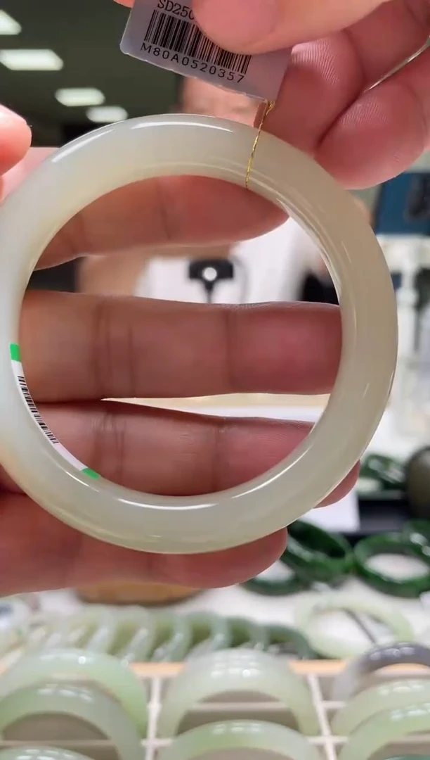 未镶嵌手镯和田玉60圈口 0357