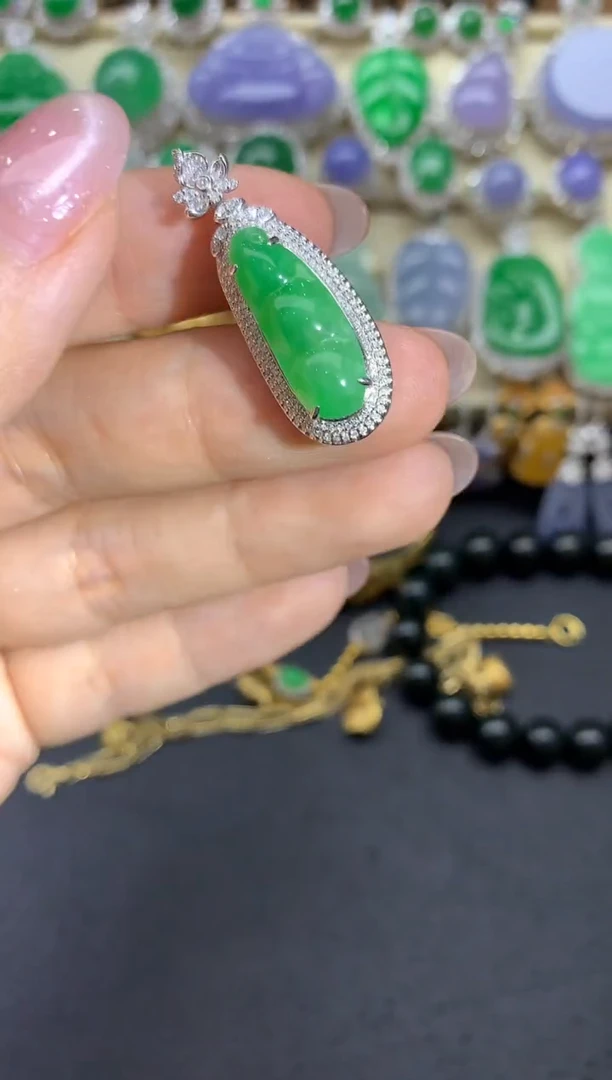 【闪购商品】翡翠颈饰18K金镶嵌290-中国好珍宝