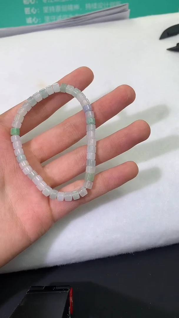 未镶嵌手串翡翠1
