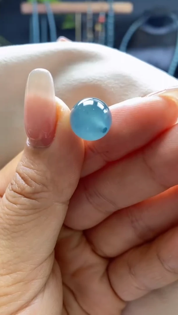 翡翠未镶嵌颈饰1052748023