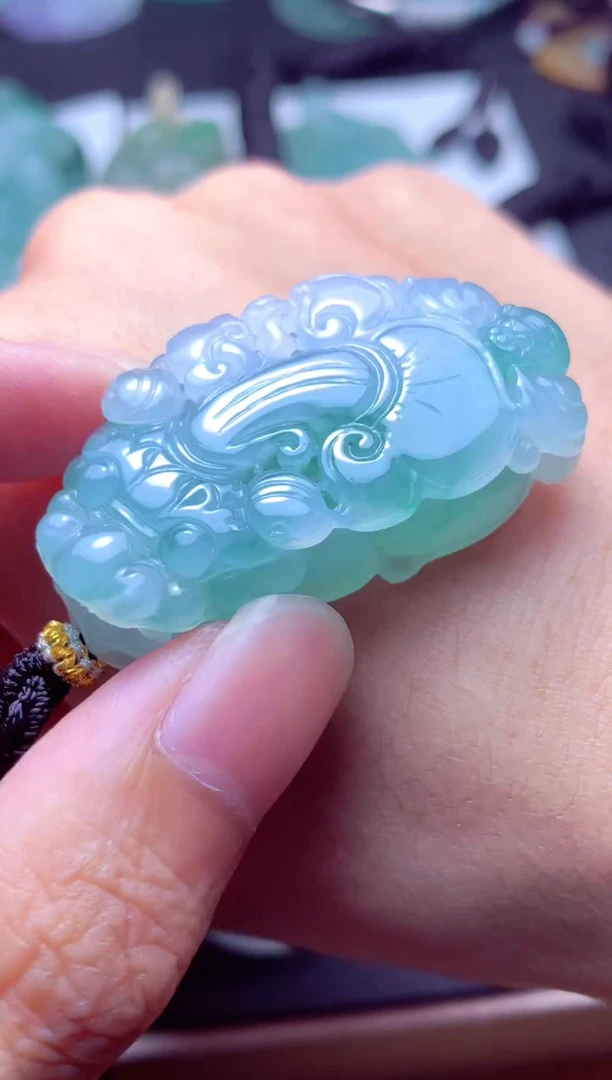 颈饰未镶嵌翡翠天然A货翡翠