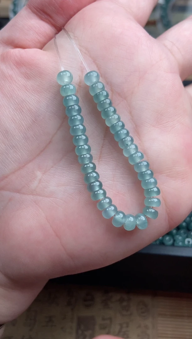 【闪购商品】翡翠手链未镶嵌算盘珠浅色