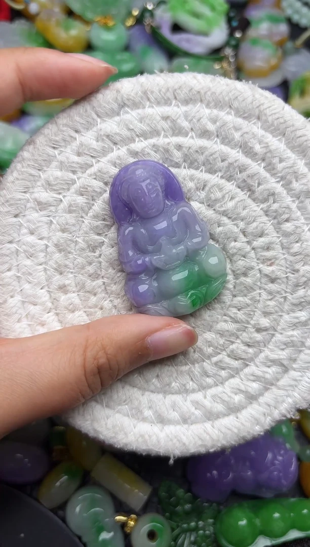 颈饰未镶嵌翡翠缅甸翡翠吊坠
