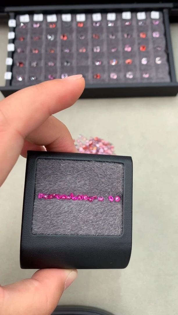 【闪购商品】定制蓝宝石裸石未镶嵌1.98ct 缅甸无烧彩色蓝宝石一手