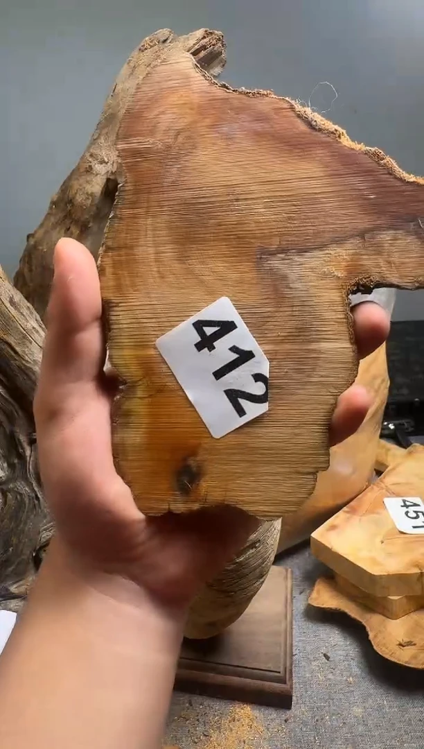 柏木（崖柏）太行陈化崖柏现切先拍！卡1.5 随机一片！（1单1片）412