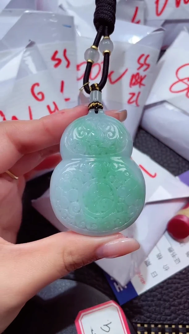 颈饰未镶嵌翡翠65458