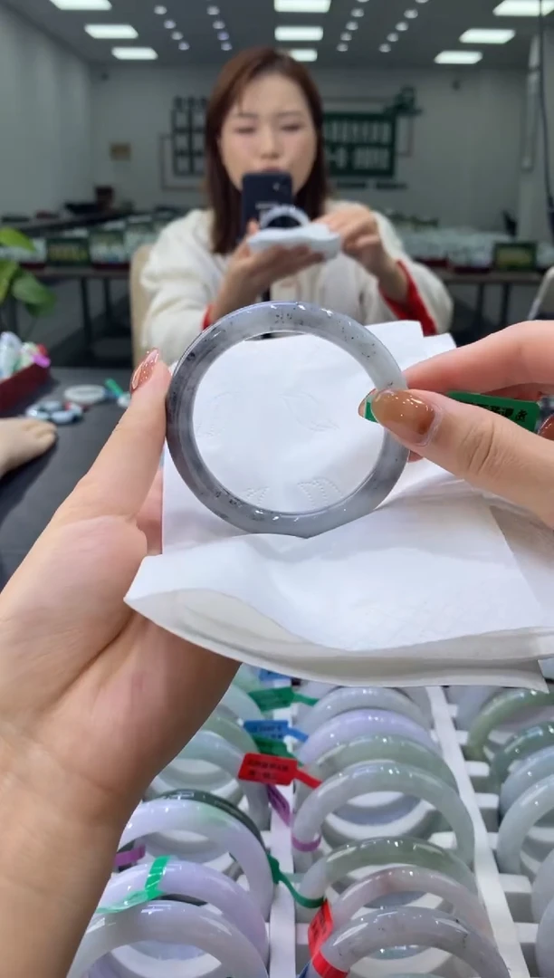 未镶嵌手镯翡翠0042637