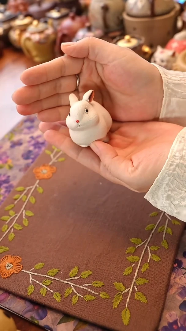 茶壶紫砂白色兔子