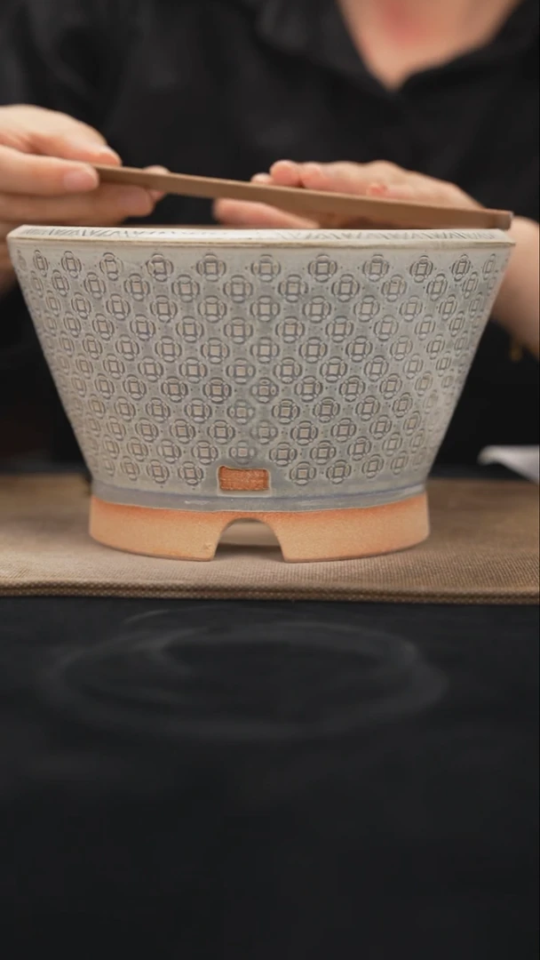 10-7-065花盆口径18瑕