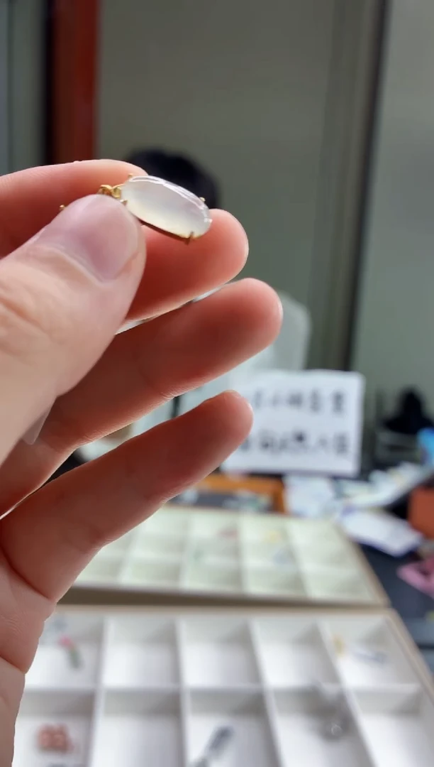 颈饰银S925镶嵌翡翠111111