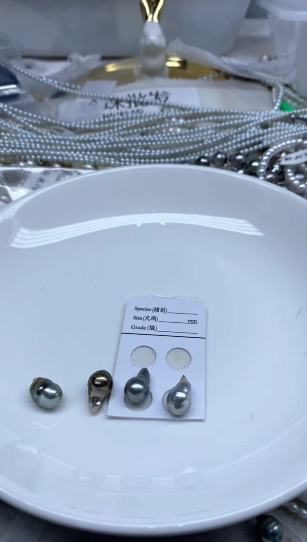 裸珠海水珍珠半孔4颗