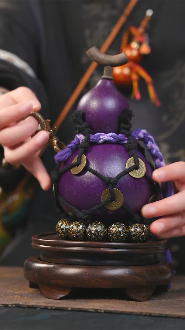 【闪购商品】YV127大漆酒葫芦不包手串及旋转底座