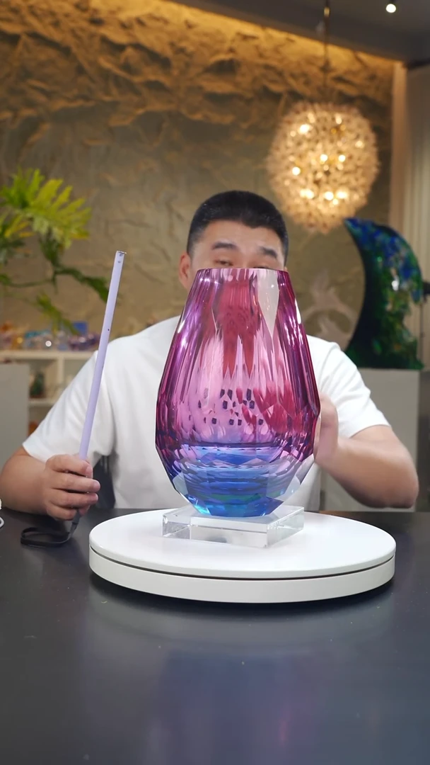 琉璃金红蓝切面花器