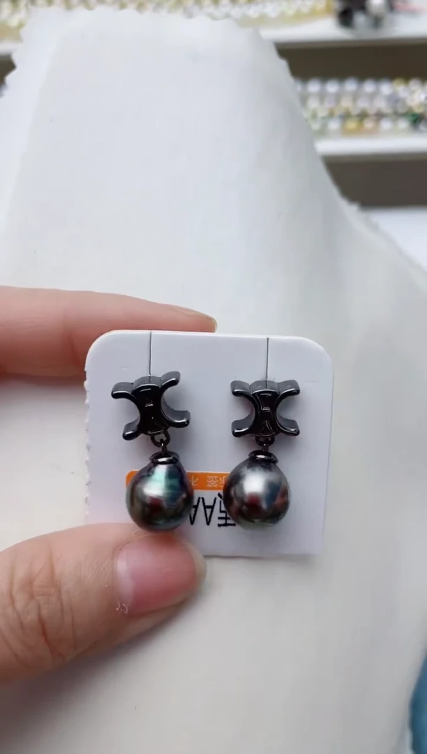 【闪购商品】海水珍珠耳饰银S925镶嵌A34