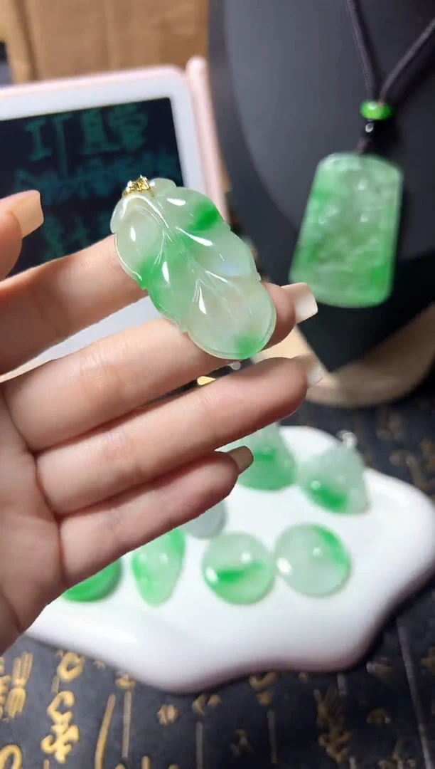 颈饰未镶嵌翡翠所见即所得，一图一物