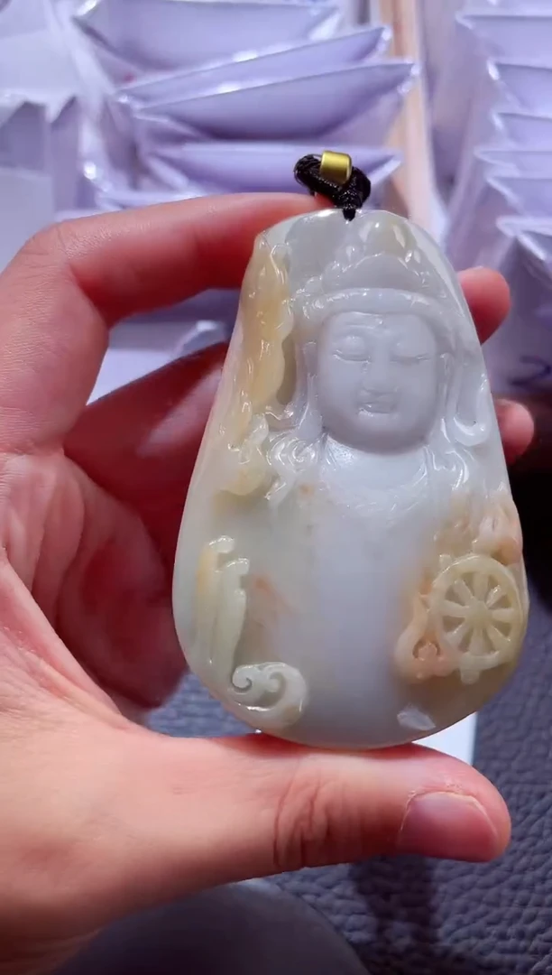 颈饰未镶嵌翡翠00002671