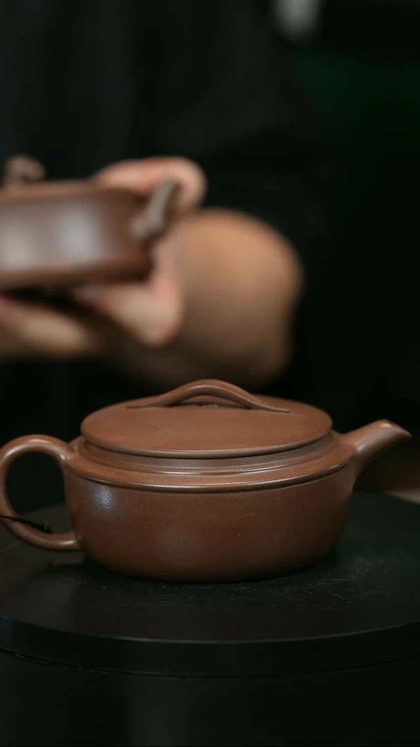 茶壶紫砂糊****明H1601赵信军光素竹瓦