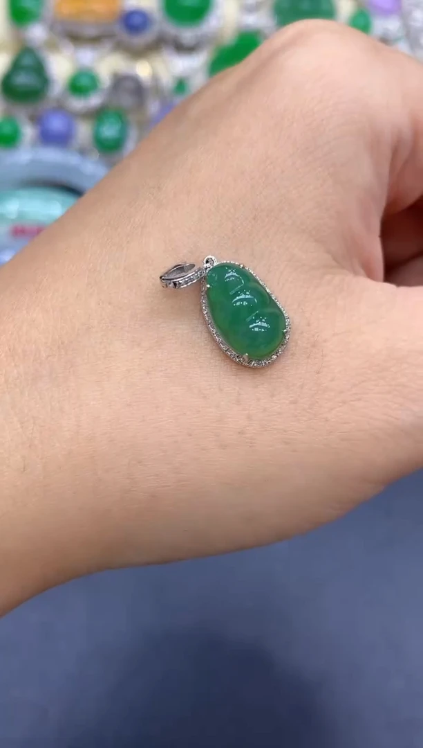 颈饰18K金镶嵌翡翠331-中国好珍宝