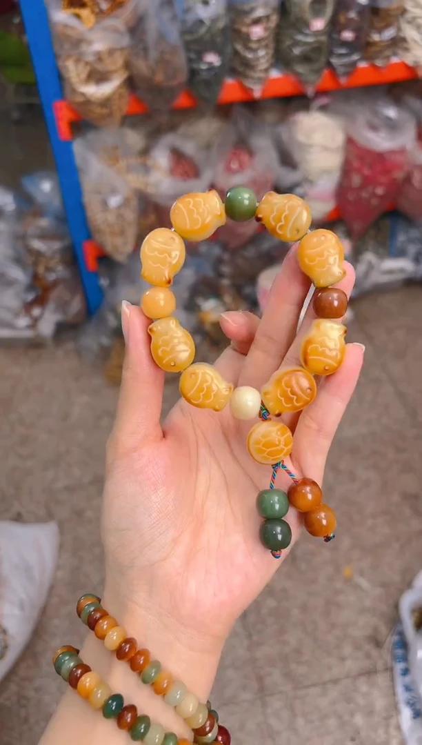 吊坠菩提根/象牙果年年有鱼单圈手串