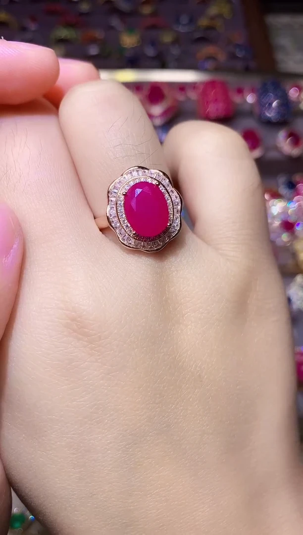 银S925镶嵌戒指红宝石....