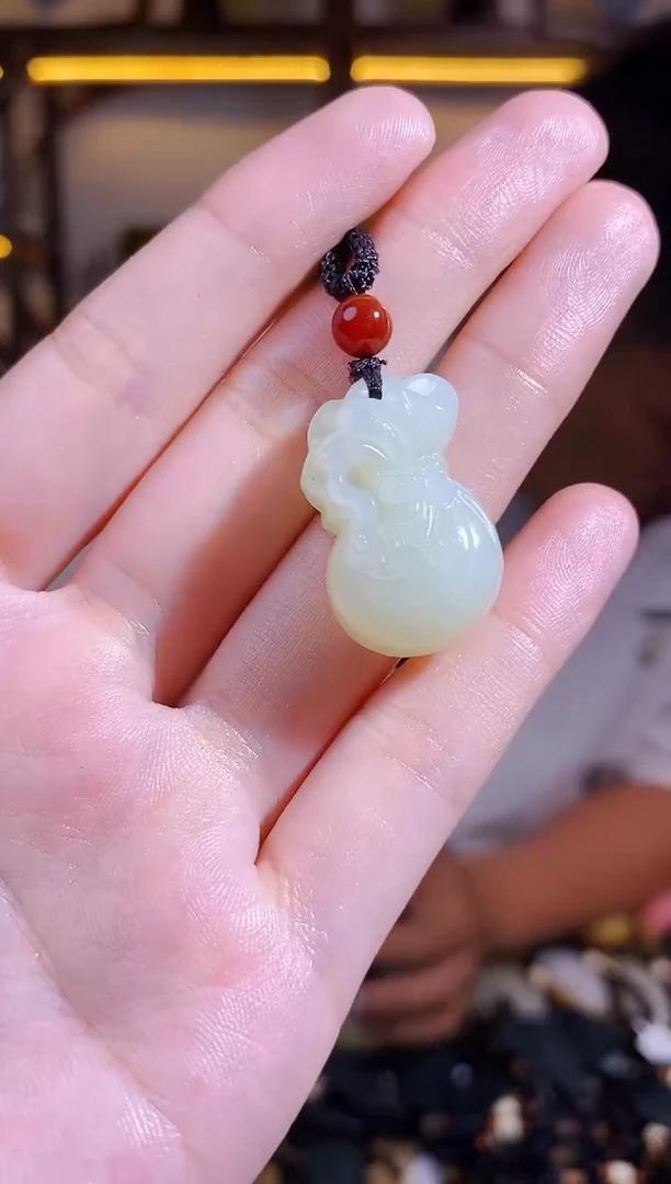 和田玉未镶嵌颈饰多样性发货 拍一发一