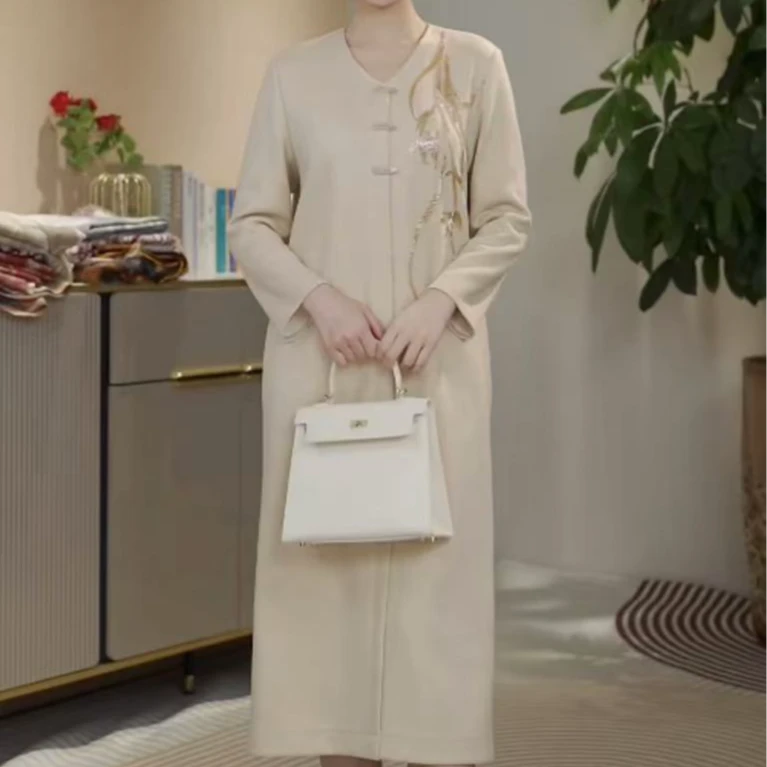 【七景超级太太】修身冬季时尚女士气质优雅女装SL24240