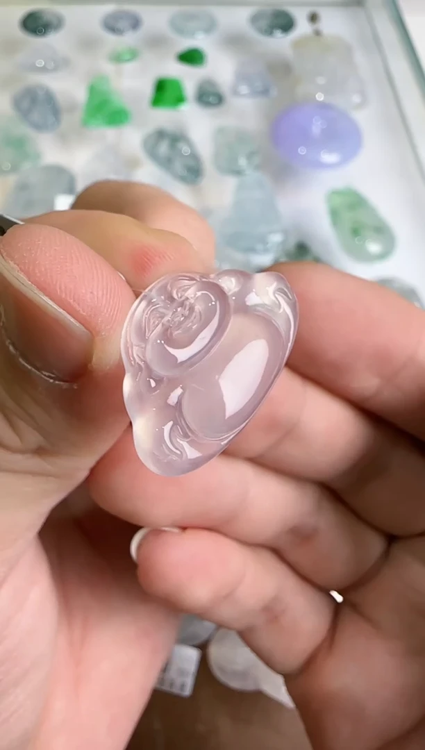 【闪购商品】翡翠吊坠(不含链)未镶嵌