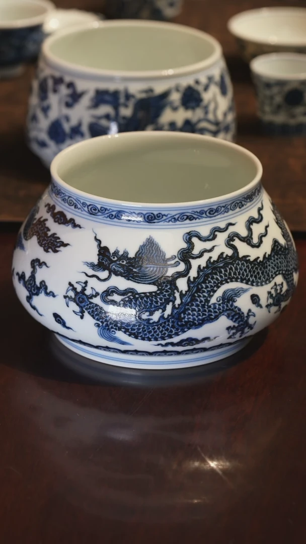 高温瓷松风馆藏仿明青花双龙水洗