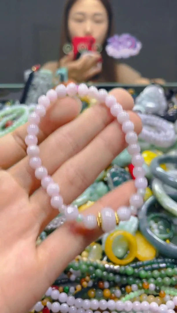 颈饰未镶嵌翡翠5MM/T/翡翠A货，一件也是批发价
