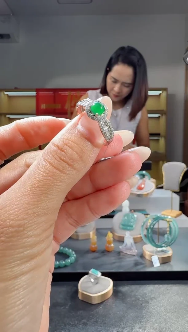 银S925镶嵌定制翡翠戒指