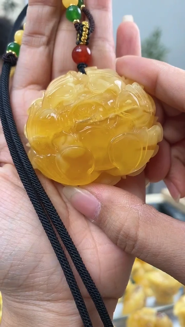 【闪购商品】蜜蜡裸石未镶嵌天然琥珀蜜蜡牡丹花