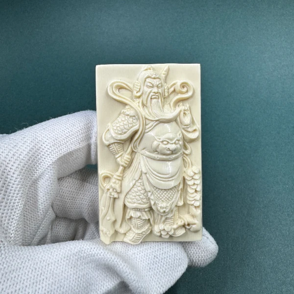 E6556天然猛犸牙雕刻件 支持鉴定 假一罚四