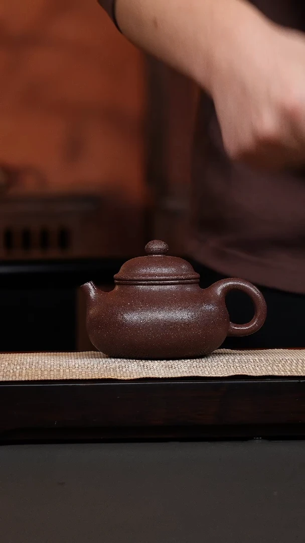 茶壶紫砂桃花泥容天